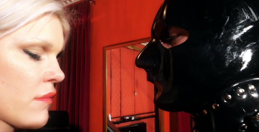 Episode 176: A Latex Toy For The Baroness